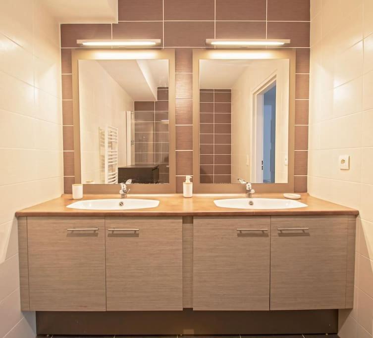 Le P'Tit Rimbaud, 6 Pers, Parking Prive, Jardin,Wifi Apartment Монпелие Екстериор снимка